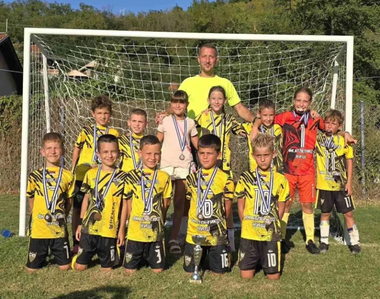Bronza za 2018, međunarodna škola za 2015: Atletiko nastavlja da raste - FK Atletiko Niš